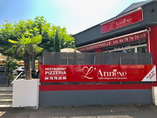 Entrée du restaurant l'Annexe à Vénissieux